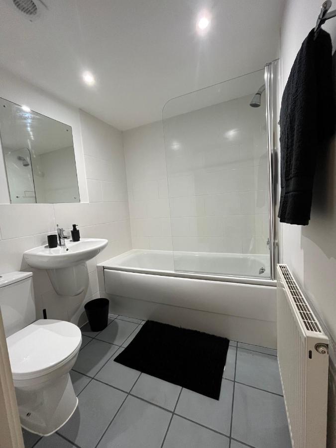 Beautiful Riverview Apartment Chelmsford Ngoại thất bức ảnh